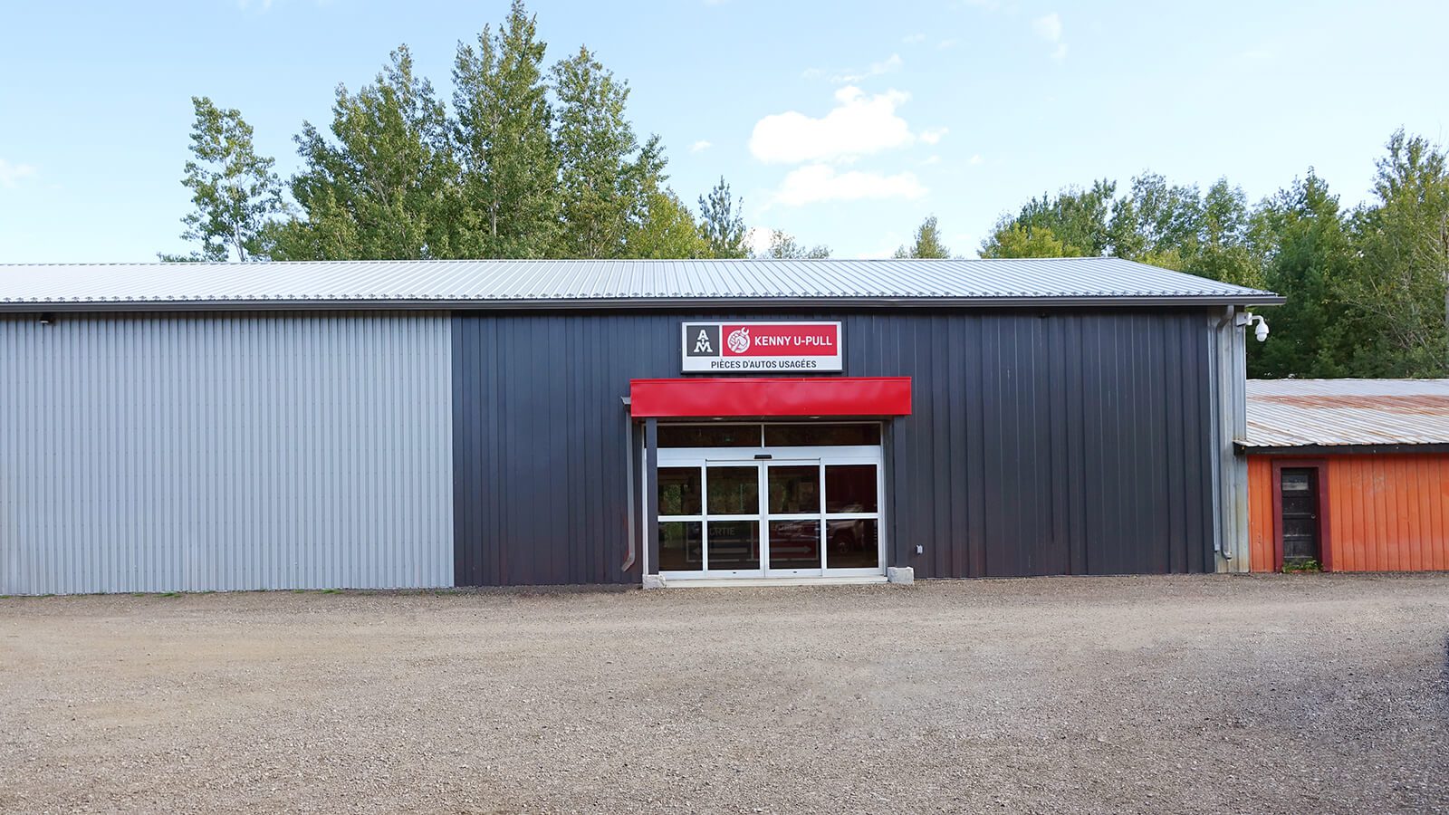 Kenny U-Pull St-Lazare Branch Storefront