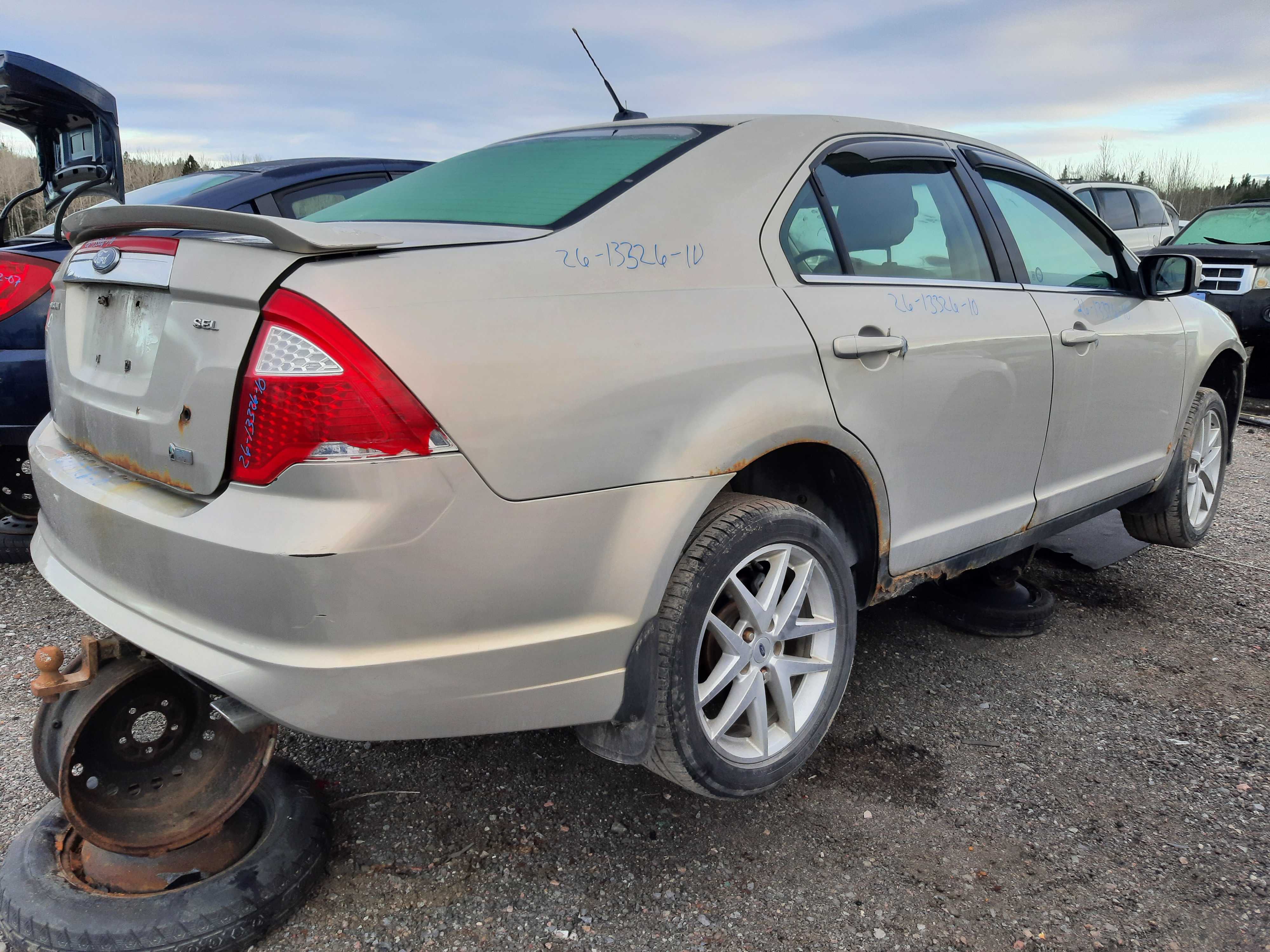 FORD FUSION 2010