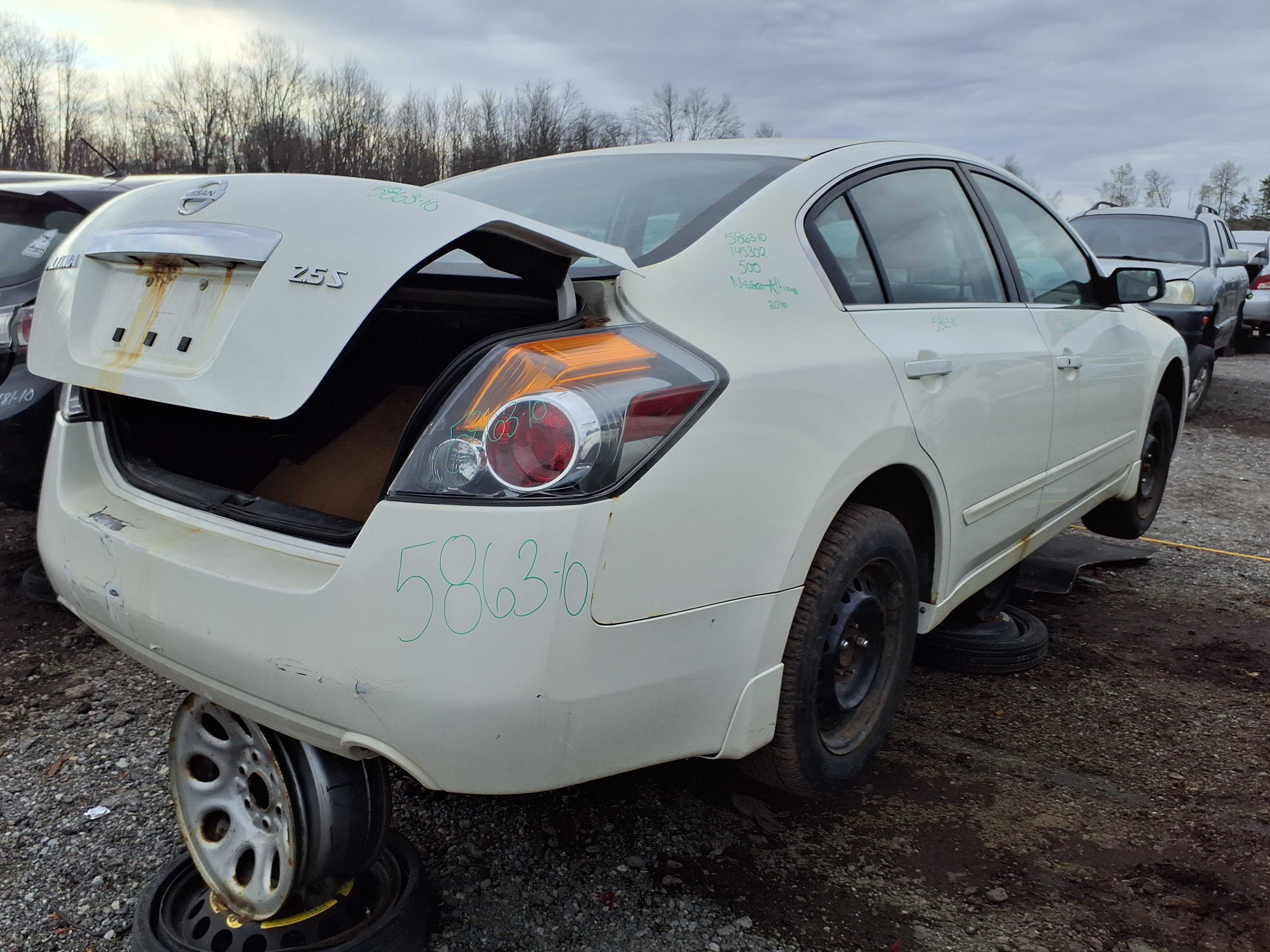 NISSAN ALTIMA 2010