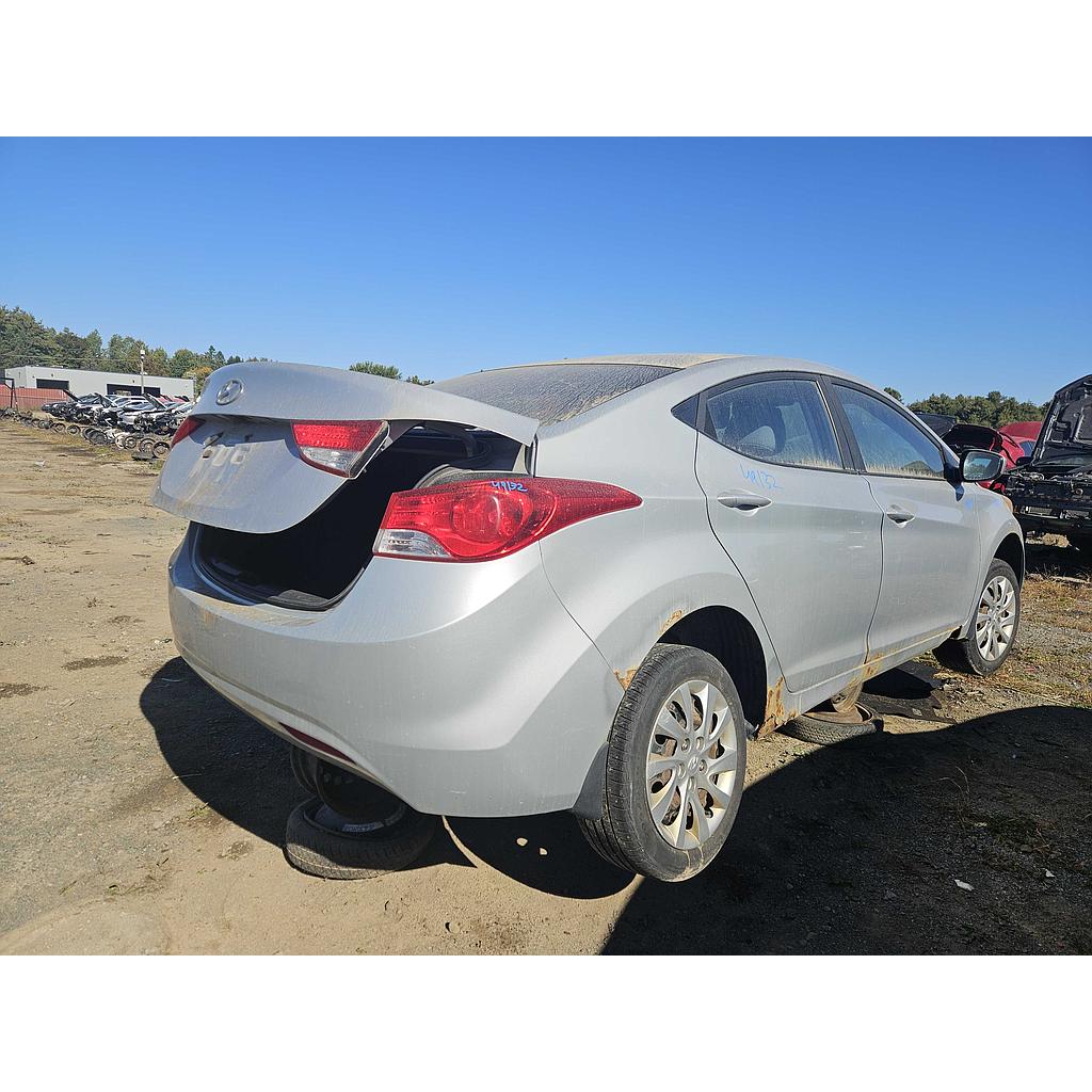HYUNDAI ELANTRA 2011