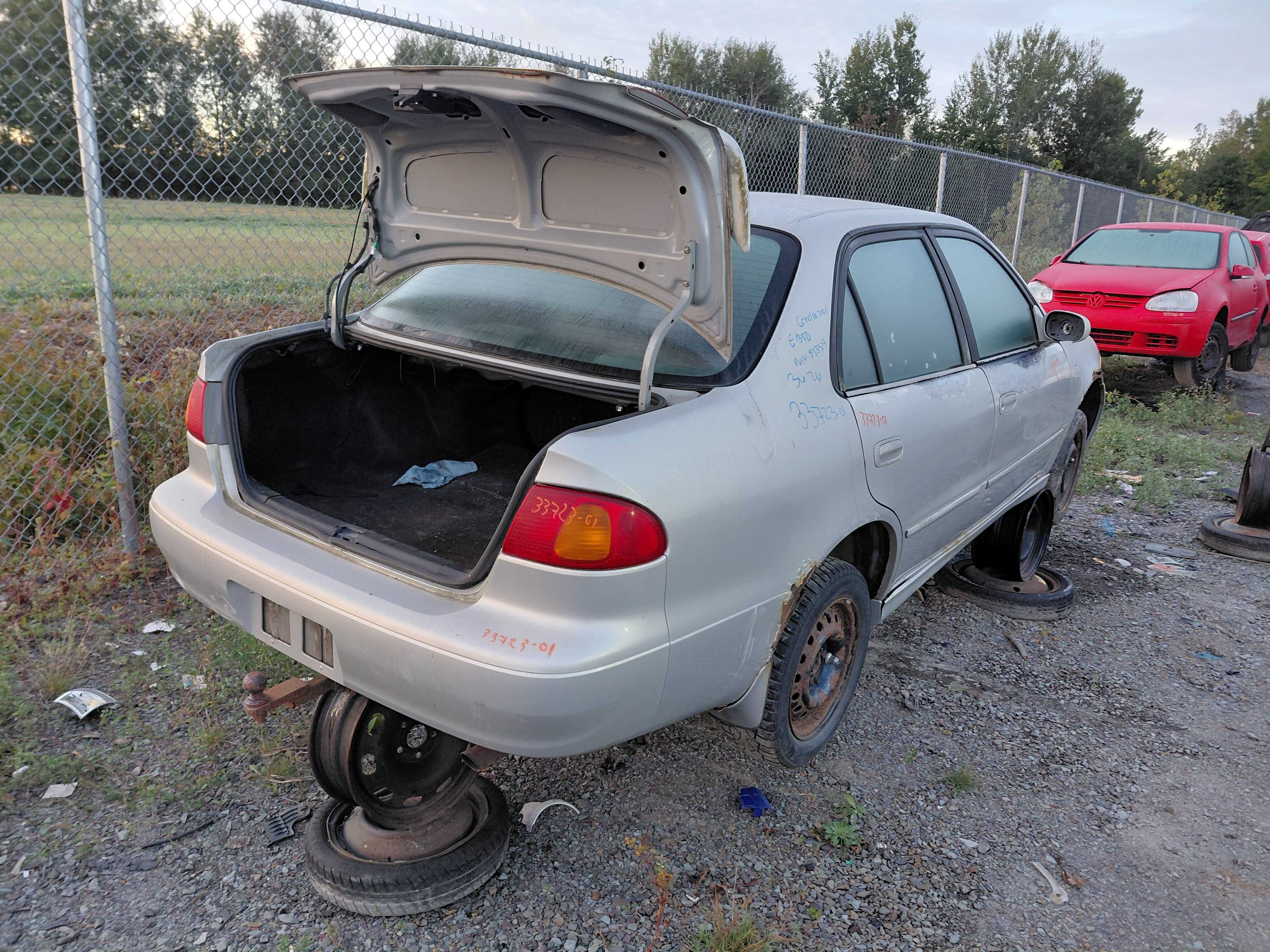 TOYOTA COROLLA 2001