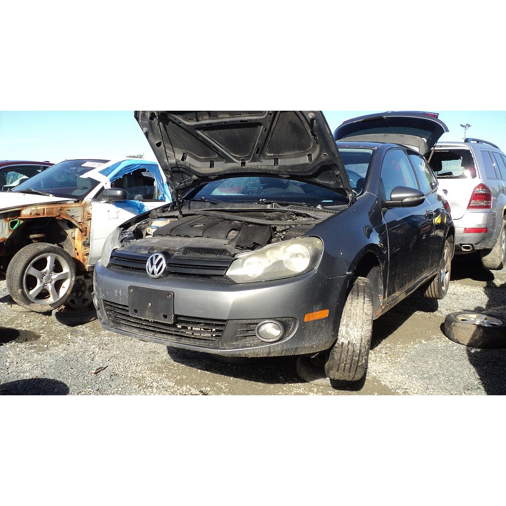 VOLKSWAGEN GOLF 2012